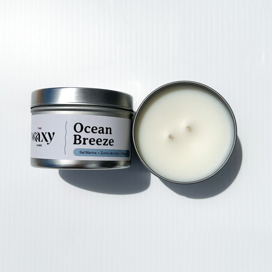 Ocean Breeze vela en lata aromatizada con los aromas del mar como Sal marina, Ralladura de Lima y Palma